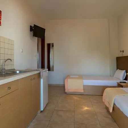Nepheli Apartments And Studios Paralia Katerinis Exterior photo