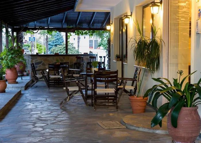 Nepheli Apartments And Studios